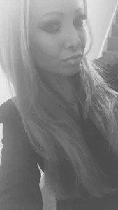 AngeleyesUK Waiting to chat.. Pic 7