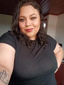 linaboobs_ let me know what you like slika