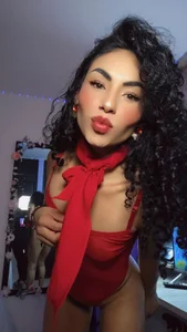 Charlotteblair procura coquetearme mas...💖🤤💋 Pic