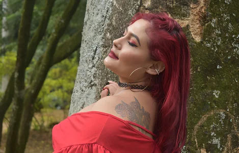 Amara_Red ❤️ Immagine  4