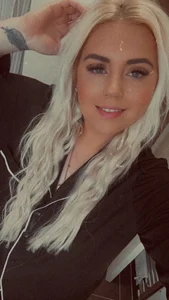 Blondiee3088 Don’t let the innocent face fool you 🫣💦💋 Immagine  3