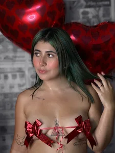 DO YOU WANT TO BE MY VALENTINE? 🌹😘💍 de Skarlet_04  2 photos