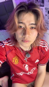 Public de Noah_blackwood  2 Imagens