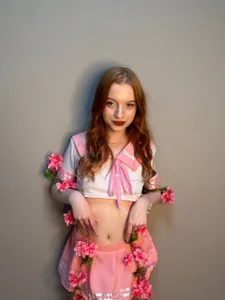 KellyMoans Your good girl Billede 7