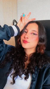 Public de _Laary_Lily  2 photos