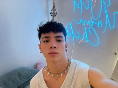 Public de valentinoblush  3 photos