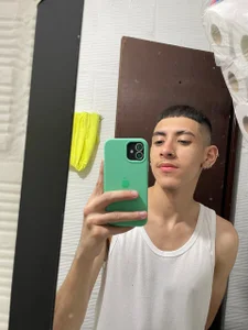 Kos_storm in the mirror Pic