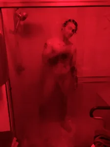 TiggaXXX96 Red Light District Pic 3