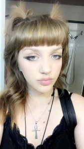 tinkerpixiee <3 Pic 4