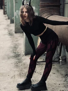 Buy my soul from the devil de TinaDavil Foto 4