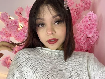 Clara_Luu Hey bae, come here🌸 Pic 3