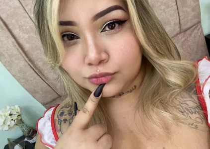 Evaverse_95 Blondie BBW  4. fénykép