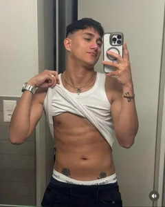 Alann_Smith_X kullanıcısının Public albümü -  fotoğraf