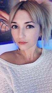 HotCarolineXO lady charm Bilde 2