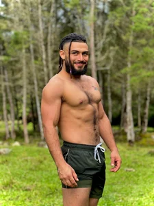 Louis_marley__ A look at me Pic