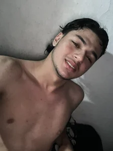 AwakeHenna Melos  2. fénykép