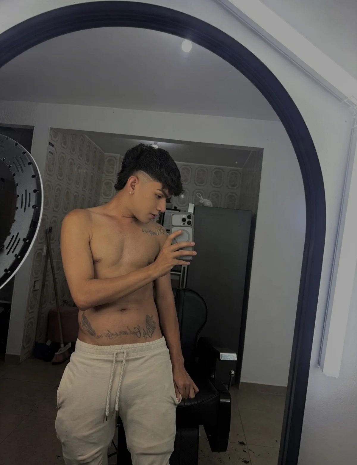 Foto em tendência de Latin_babyy69 8567