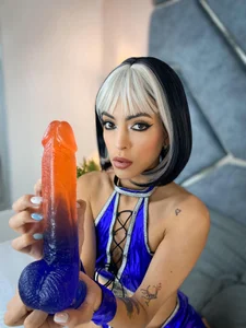 LilitRobins Multicolor DILDO 💙🧡 Bilde 4