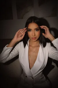 LillyThompson Are you coming or am I going? Pic