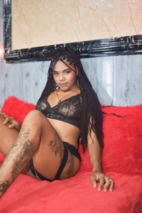 Ivonne_Russell . зображення 2