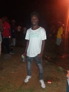 Dick_Starring Public Pic 7