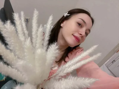 EleneBrach My name is Alice Pic