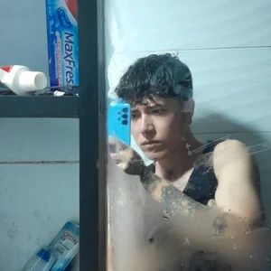 kyroxxx_ . صورة و احدة|kyroxxx_ . صورتان|kyroxxx_ .  4 صور|kyroxxx_ .  4 صورة