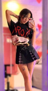 HarperrWest Rock Time ♥ Pic