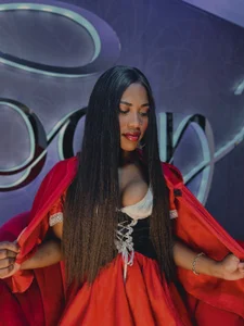 LucianaaMorena little red riding cock Bilde 7