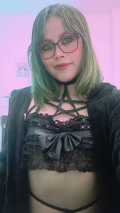 MidoriQuiinn Vampire Goddess Pic