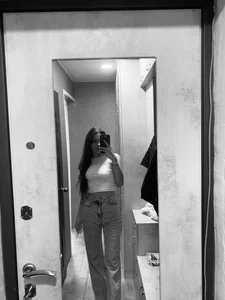 LeonoraWoods Public Pic 3