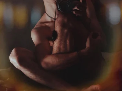 warm_sac artistic self portraits Poză 3