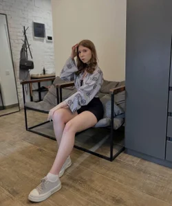 AnnisEasterling Public Pic 4