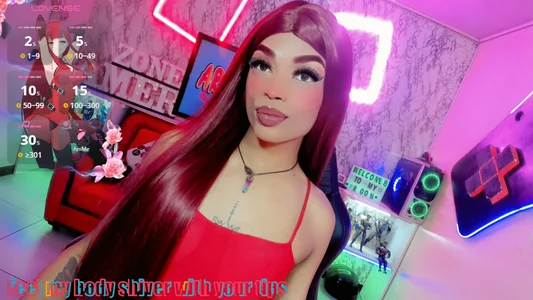 Gisele_fox red is more than passion, it is being excellence and elegance. 사진 2