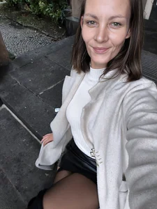 myPetiteGf18 Public Foto 9