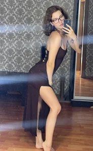 Skin_Girl Public Pic 4