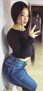 emma_collins_18 Public Pic