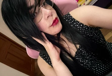 BloodyRoseUwU Public slika 2