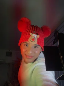 joel_tylerのmerry christmas my guysの枚の写真