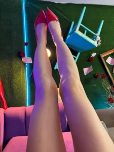 lollyrais My legs Bilde 2