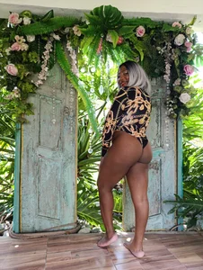 Karen_Bis Surprise yourself صورة واحدة|Karen_Bis Surprise yourself صورتان|Karen_Bis Surprise yourself  6 صور|Karen_Bis Surprise yourself  6 صورة