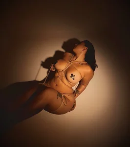 ToriCrossX 𝑬𝒂𝒄𝒉 𝒌𝒏𝒐𝒕 𝒔𝒖𝒃𝒎𝒆𝒓𝒈𝒆𝒔 𝒎𝒆 𝒎𝒐𝒓𝒆 𝒊𝒏𝒕𝒐 𝒚𝒐𝒖𝒓 𝒄𝒐𝒏𝒕𝒓𝒐𝒍 🔥 Foto 3