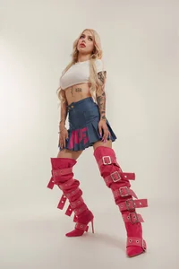 HannaConnor_ A Doll Billede 4