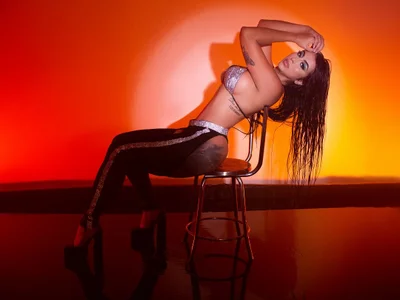 LeahJones_ As hot as hell itself ♥ Immagine  2