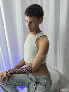 Britney_moon21 hi Pic 2