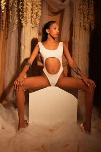 ikia_lopez_ a true Greek Goddess✨ Pic 4