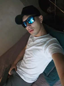 _Axel_09のNaughty 🔥の 3枚の写真