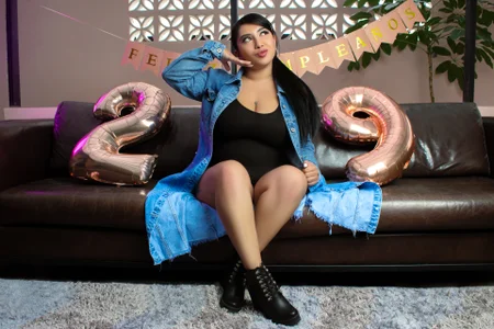 Sexy_cristall_ Happy birthday to me!!💜 Immagine 