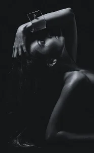 ClaireWarner Public slika