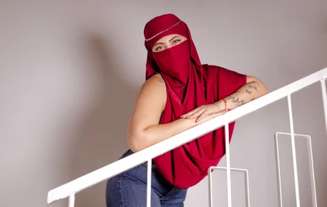 _Farahh_ I don't need to get naked to make you sin 😏✨ Pic 2